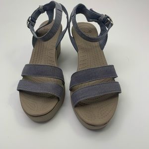 CROCS Leigh Wedge Sandals